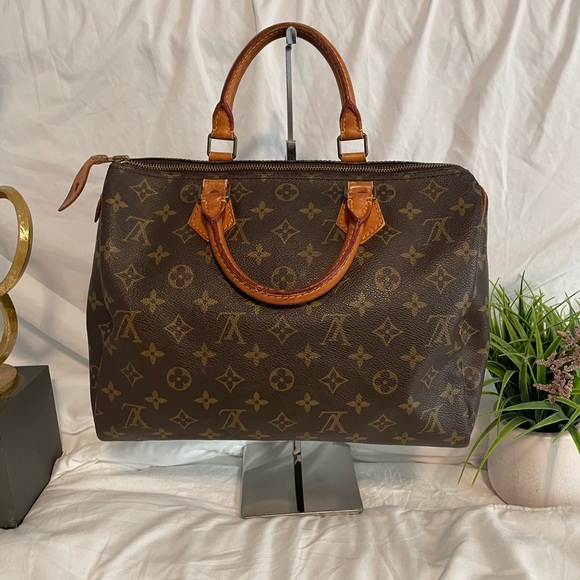 Louis Vuitton Handbags - Louis Vuitton Vintage Monogram Canvas Speedy 30 Satchel